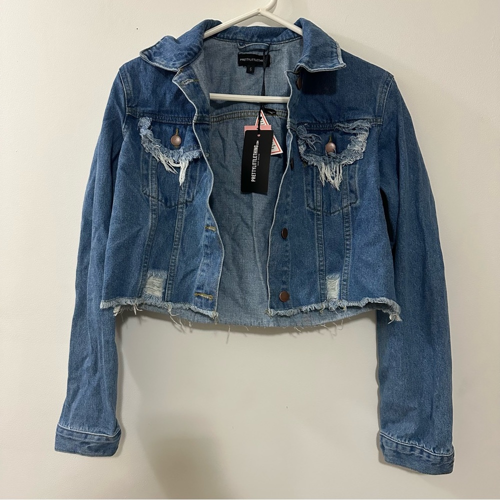 PrettyLittleThing Mid Wash Cropped Denim‎ Jean Jacket Blue NEW US 6 Size Small